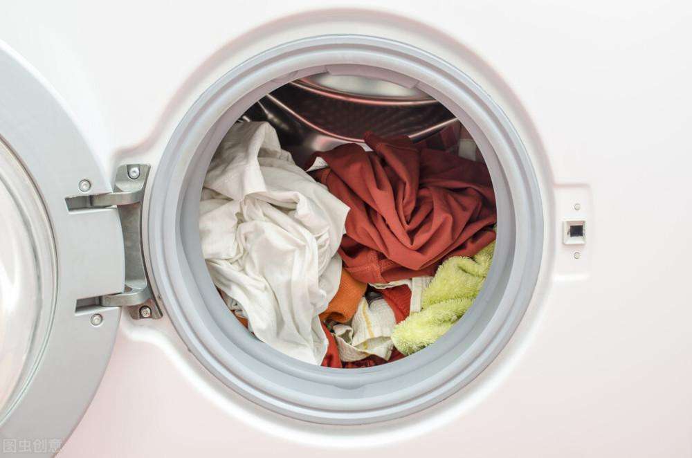 如何挑选洗衣机（要看好这五点，功能选对了才是实用）